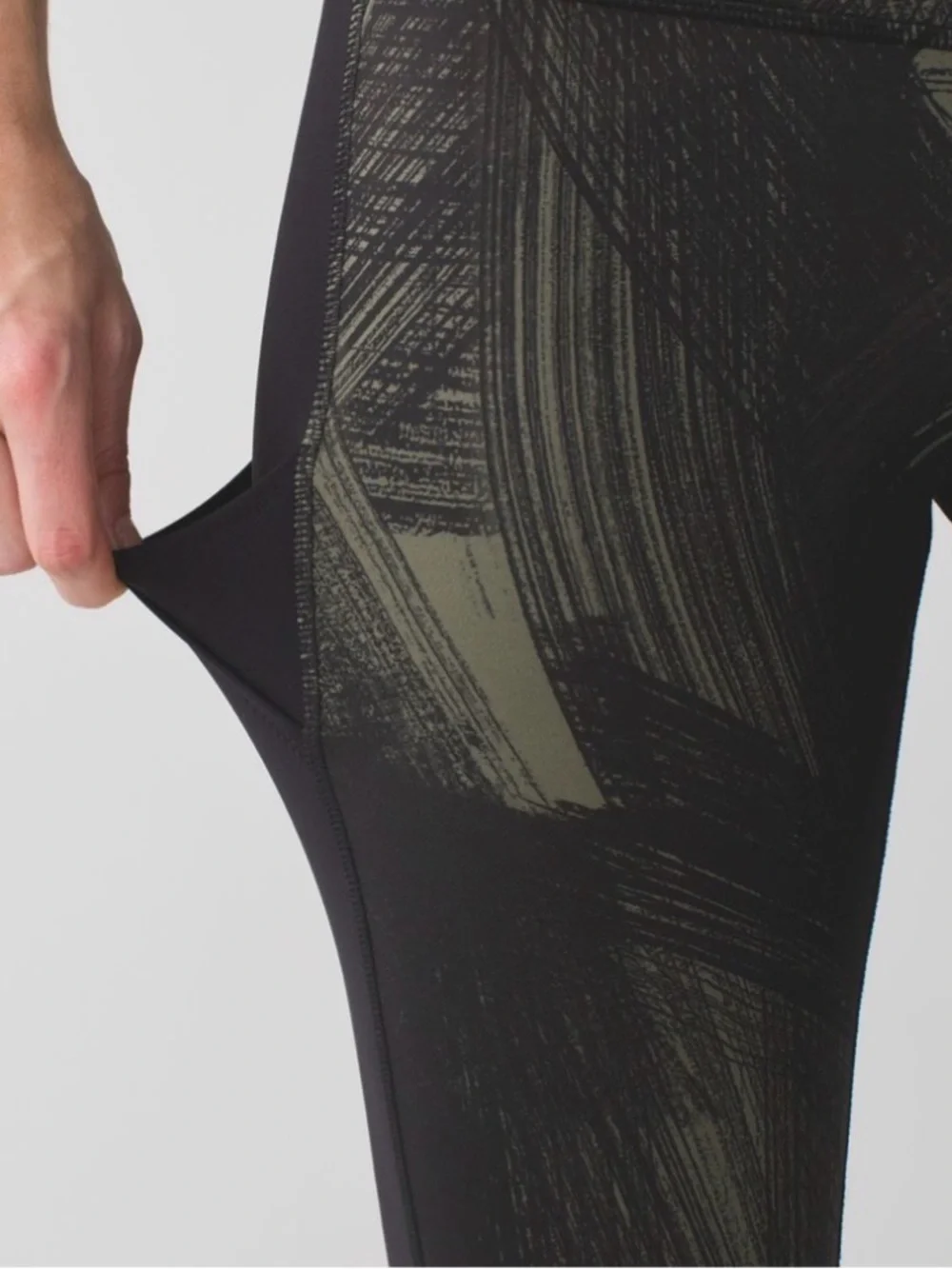 Lululemon Fresh Mesh Run Crop Leggings 4 With Side Pockets Abstract Green Black